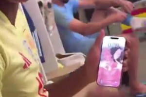尼科：“你為什么對(duì)著手機(jī)笑？”亞馬爾：“我戀愛了”