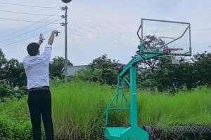 中年跳投把音量調(diào)大 我想吧友們會喜歡這個聲音！