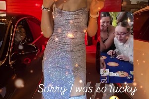 小寶：裙子和護具很搭！惦記著牌局的佩奇評論：被閨蜜“背叛”了