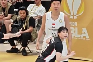 黃思靜，你的笑容太犯規(guī)啦！