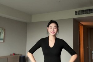 超絕比例！劉禮嘉20歲的女友小跳一段無名舞蹈