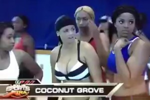 好看愛看！這是什么女子籃球賽？穿得這么少啊！