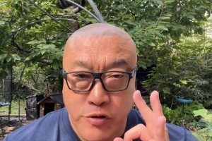 馬?。赫材匪雇艘鄹怕实?！很可能宣布再戰(zhàn)2-3年！或商業(yè)大事件