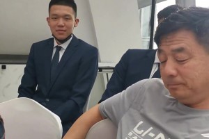 嫩！回顧16歲楊瀚森被拍攝的視頻 球迷：長得像李景亮