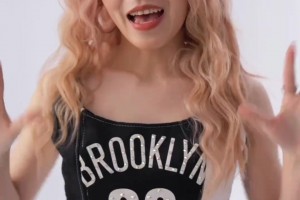 美女們，等我！馬上到~